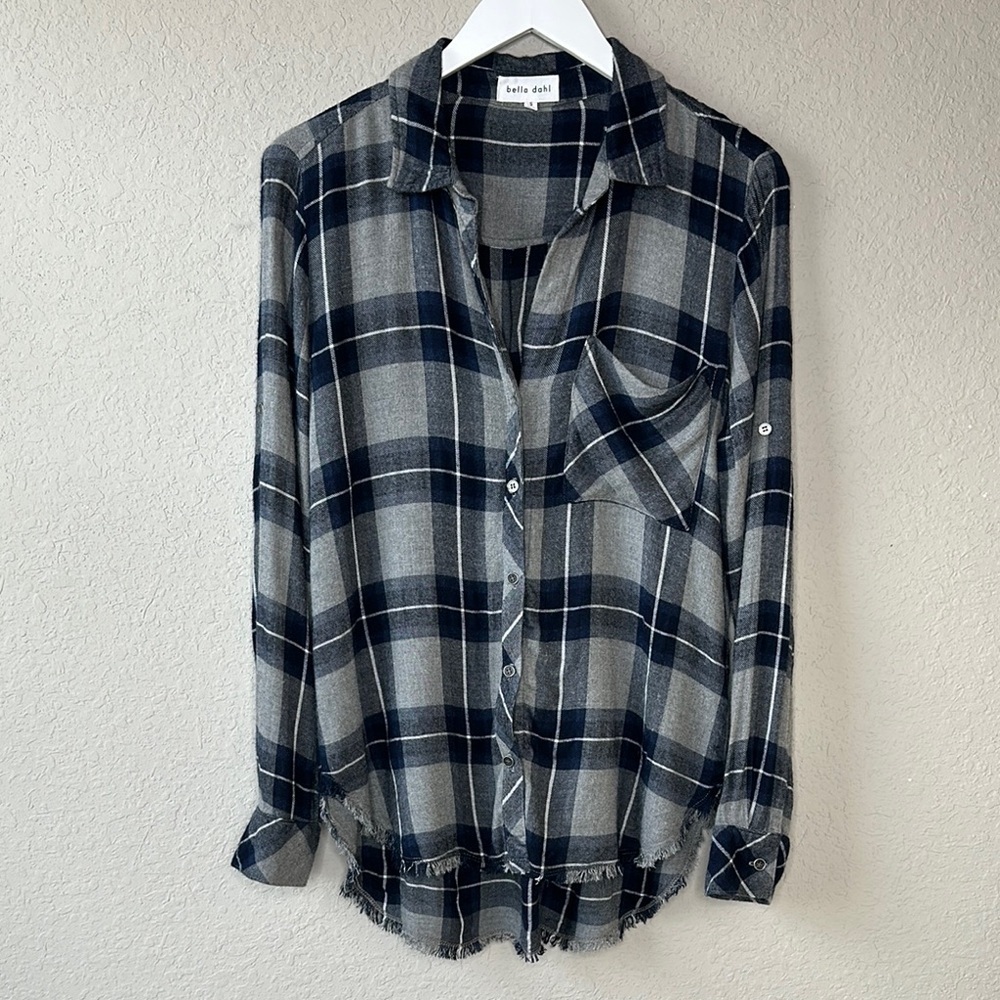 bella dahl Ryann Frayed Hem Blue and Grey Plaid Flannel Button Down Shirt Size S